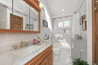 1989 Charles Street, Bellmore, NY 11710 - Photo 15