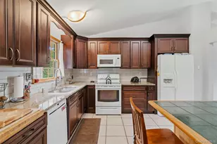 318 Beattie Rd, Washingtonville, NY 10992 - Photo 13