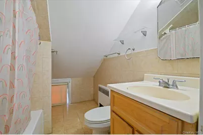 2 Bridge Lane, Hicksville, NY 11801 - Photo 21