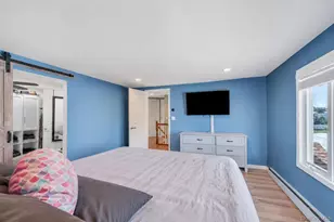 24 Worden Pl, West Babylon, NY 11704 - Photo 15
