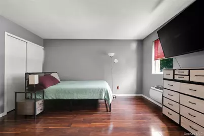 107-17 Metropolitan Avenue, Forest Hills, NY 11375 - Photo 13