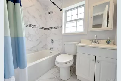 18 Wyandotte Street, Selden, NY 11784 - Photo 9