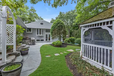 15 Veronica Court, Smithtown, NY 11787 - Photo 31