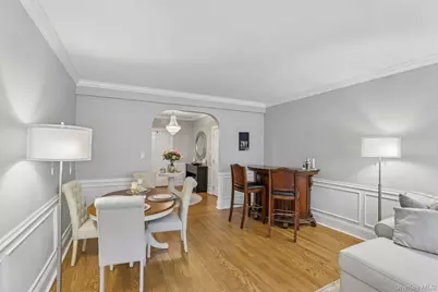 22 Hamilton Place #I3, Garden City, NY 11530 - Photo 15