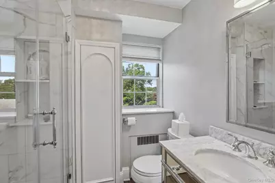 22 Hamilton Place #I3, Garden City, NY 11530 - Photo 25