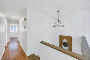 279 Haven Ave, Ronkonkoma, NY 11779 - Photo 5
