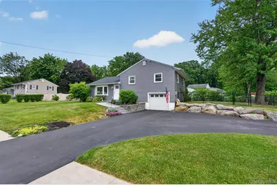 9 Arbor Drive, Newburgh, NY 12550 - Photo 3