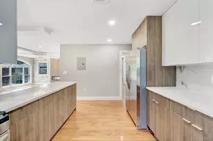 139-18 250th St, Rosedale, NY 11422 - Photo 19