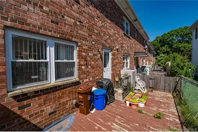 446 N Corona Avenue, Valley Stream, NY 11580 - Photo 31