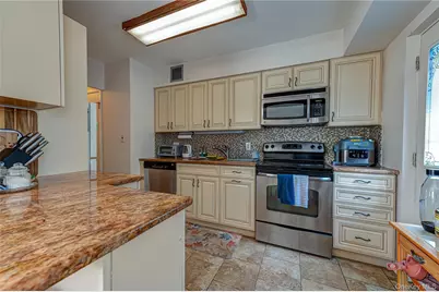 446 N Corona Avenue, Valley Stream, NY 11580 - Photo 15