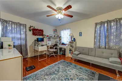446 N Corona Avenue, Valley Stream, NY 11580 - Photo 25