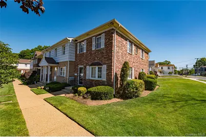 446 N Corona Avenue, Valley Stream, NY 11580 - Photo 3