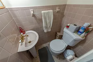 446 N Corona Ave, Valley Stream, NY 11580 - Photo 17