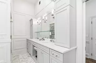 91 Woodhollow Ct, Muttontown, NY 11791 - Photo 17