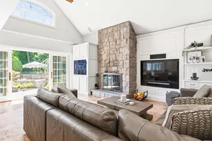 91 Woodhollow Ct, Muttontown, NY 11791 - Photo 11