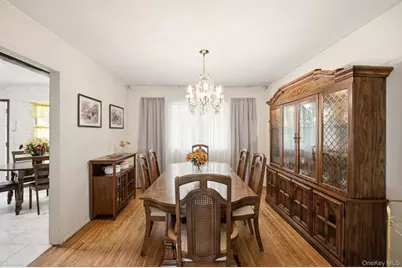 71 Parkway Drive, Syosset, NY 11791 - Photo 5
