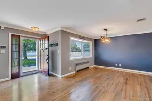 3 Drake Ln, Kings Park, NY 11754 - Photo 5