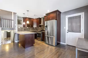 3 Drake Ln, Kings Park, NY 11754 - Photo 9