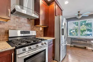 3 Drake Ln, Kings Park, NY 11754 - Photo 13