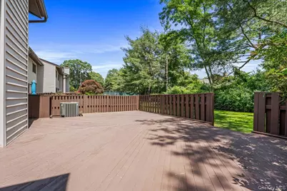 2 Maple Run Drive, Jericho, NY 11753 - Photo 21