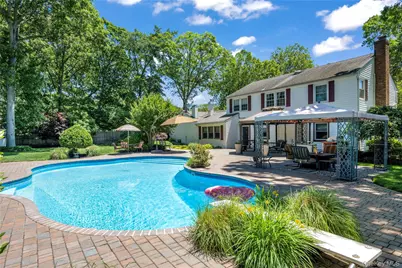 32 Westmoylan Lane, Coram, NY 11727 - Photo 3