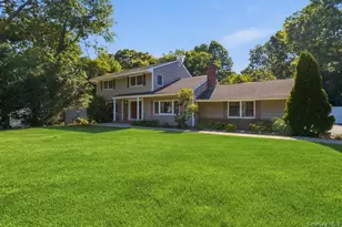 6 Redwood Dr, Dix Hills, NY 11746 - Photo 3