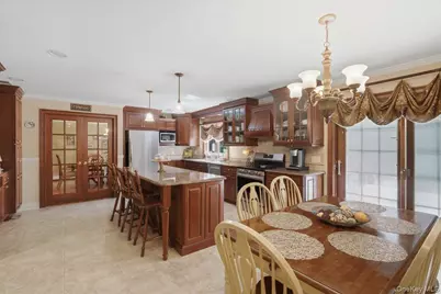 6 Redwood Drive, Dix Hills, NY 11746 - Photo 11