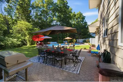 6 Redwood Drive, Dix Hills, NY 11746 - Photo 43