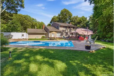 6 Redwood Drive, Dix Hills, NY 11746 - Photo 5