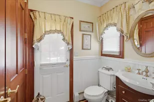6 Redwood Dr, Dix Hills, NY 11746 - Photo 21