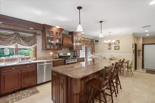 6 Redwood Dr, Dix Hills, NY 11746 - Photo 9