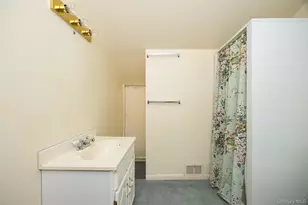 37 Florence Ave, Fishkill, NY 12524 - Photo 17
