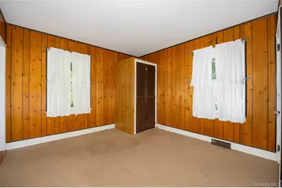37 Florence Avenue, Fishkill, NY 12524 - Photo 9