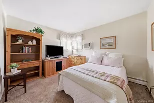 504 Staples St, Farmingdale, NY 11735 - Photo 15