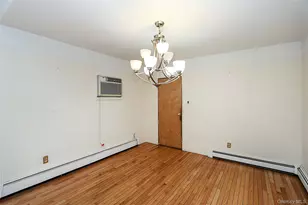 20 E Clearwater Rd, Lindenhurst, NY 11757 - Photo 15