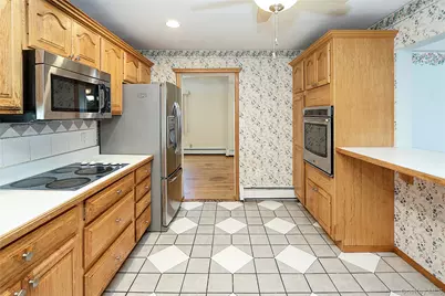 20 E Clearwater Road, Lindenhurst, NY 11757 - Photo 13
