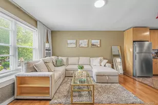 20-15 36th St, Astoria, NY 11105 - Photo 3