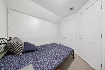 330 Maple Avenue #2, Westbury, NY 11590 - Photo 9