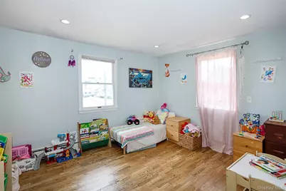 161 Arlyn Drive W, Massapequa, NY 11758 - Photo 15
