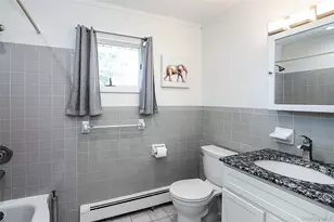 161 Arlyn Dr W, Massapequa, NY 11758 - Photo 9