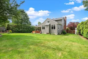 40 Sherman Dr, Syosset, NY 11791 - Photo 37