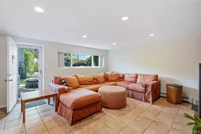 128 Atkinson Road, Rockville Centre, NY 11570 - Photo 15