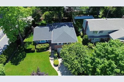 128 Atkinson Road, Rockville Centre, NY 11570 - Photo 45