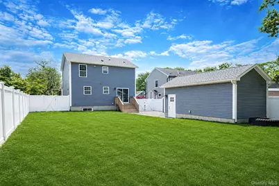 25 First Street W, Patchogue, NY 11772 - Photo 7