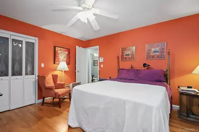 14 (Aka #10) Entrance Court, Yonkers, NY 10710 - Photo 17