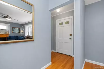 14 (Aka #10) Entrance Court, Yonkers, NY 10710 - Photo 3