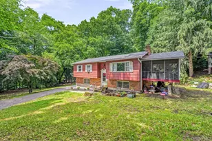 26 Maple Dr, Mahopac, NY 10541 - Photo 1