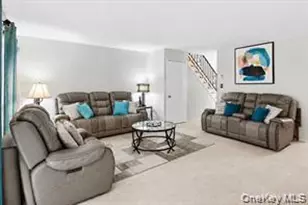 7 Roundtree Ct, Beacon, NY 12508 - Photo 7