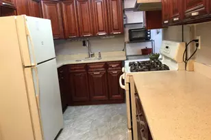 66-10 149th St, Flushing, NY 11367 - Photo 3