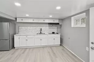 429 S 3rd Ave, Mount Vernon, NY 10550 - Photo 3